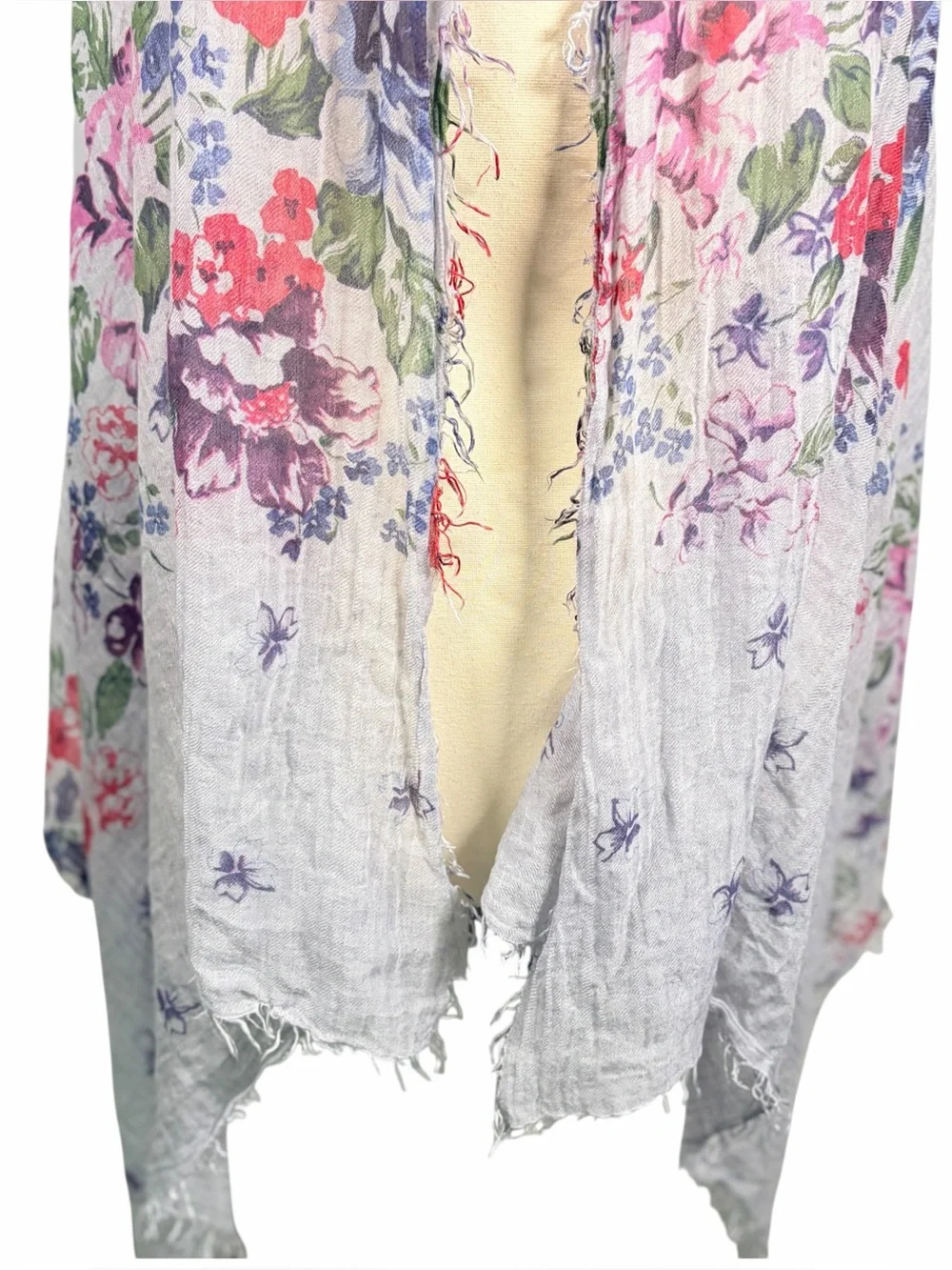 LANCIONI Gray Floral Lightweight Scarf Wrap Made in Italy Cottagecore